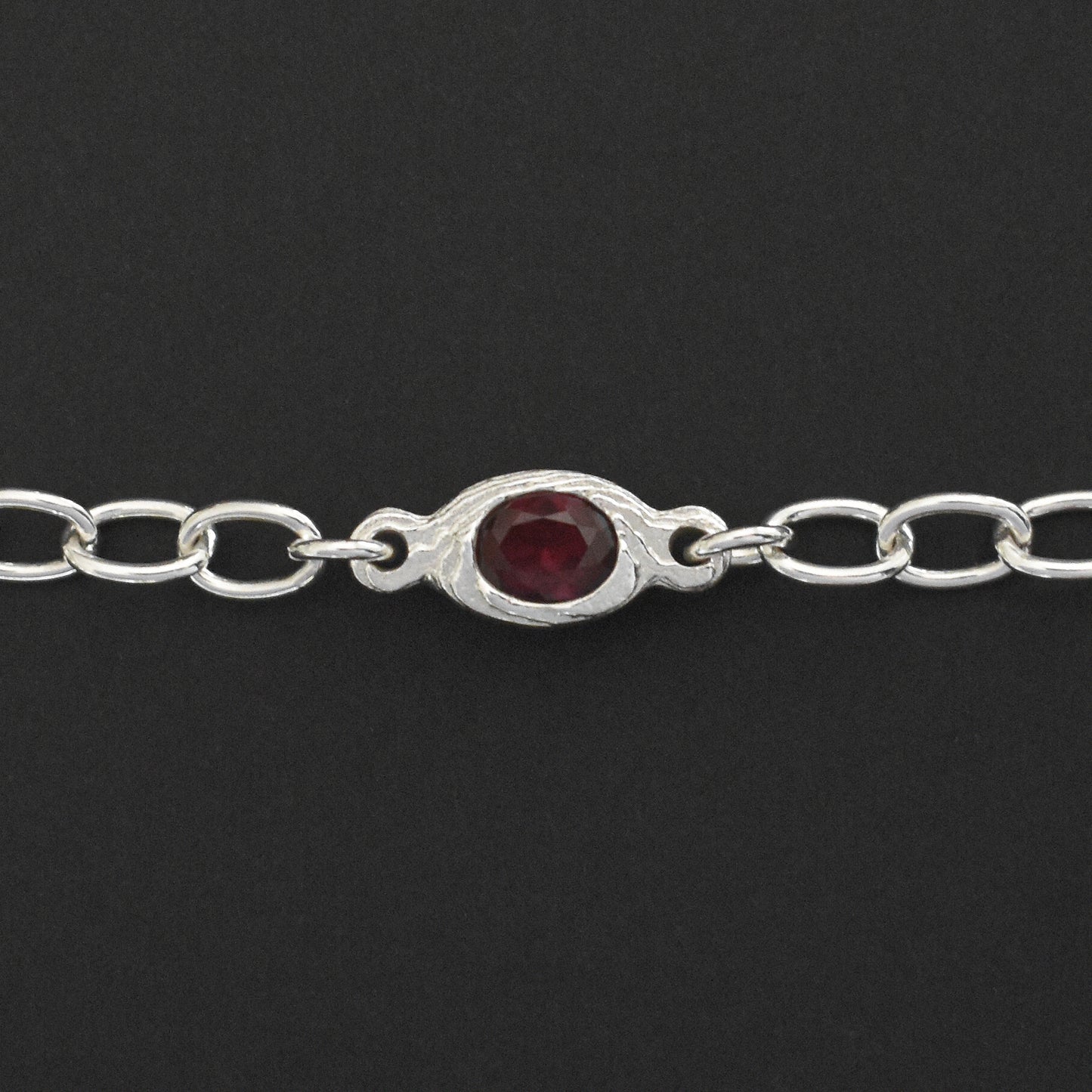 CRIMSON CORE CHOKER