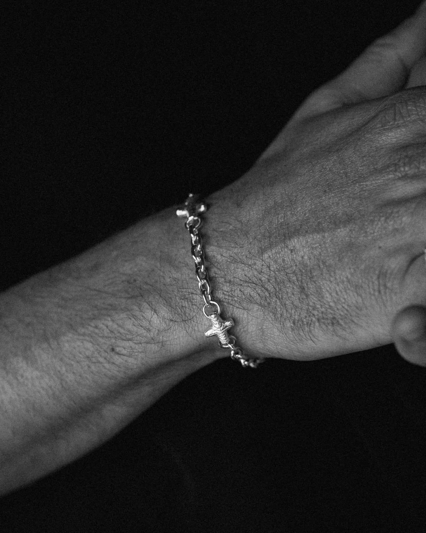 PLUS CROSS CHAIN BRACELET