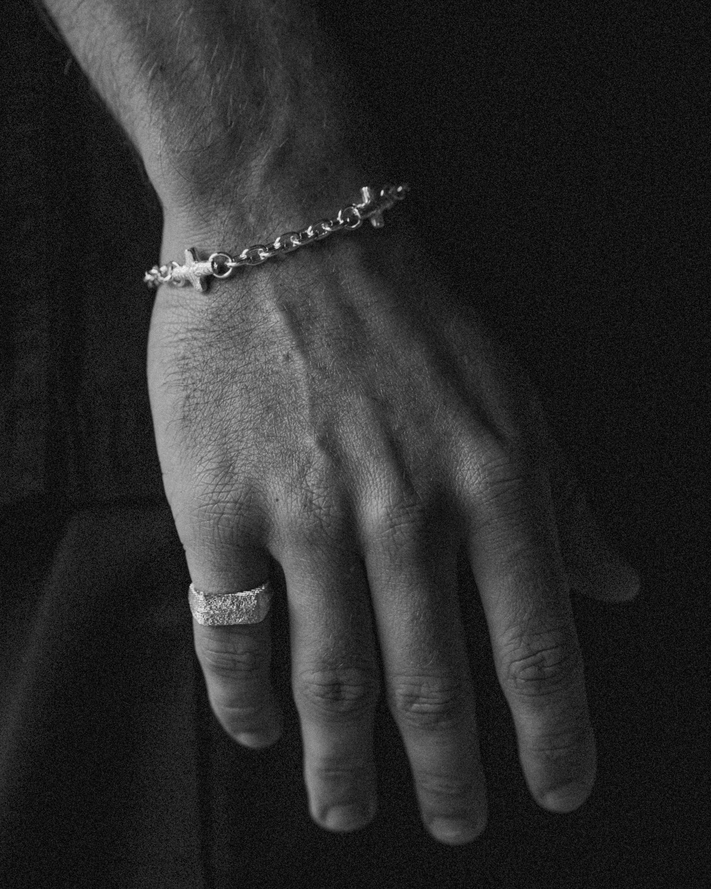 PLUS CROSS CHAIN BRACELET