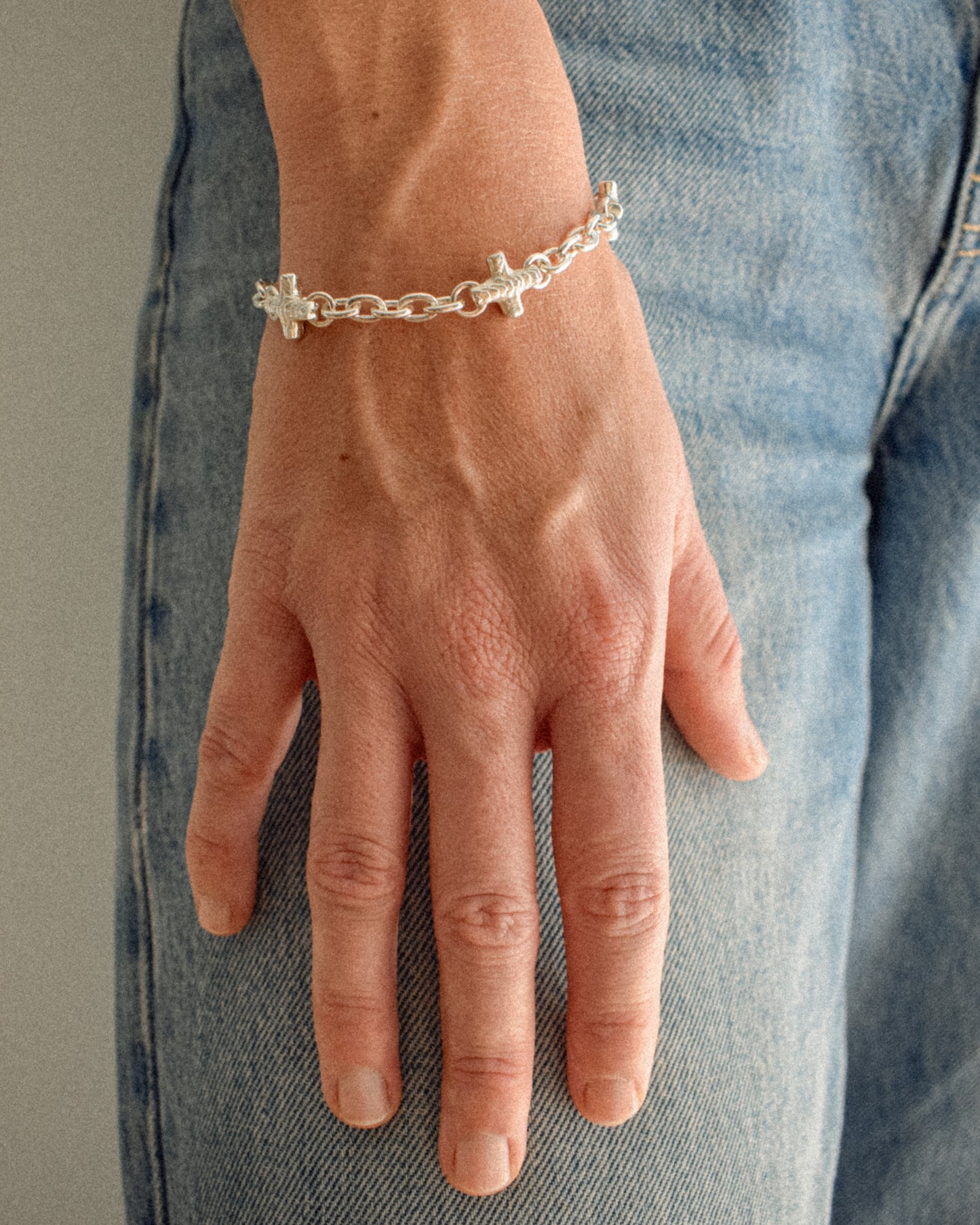 PLUS CROSS CHAIN BRACELET