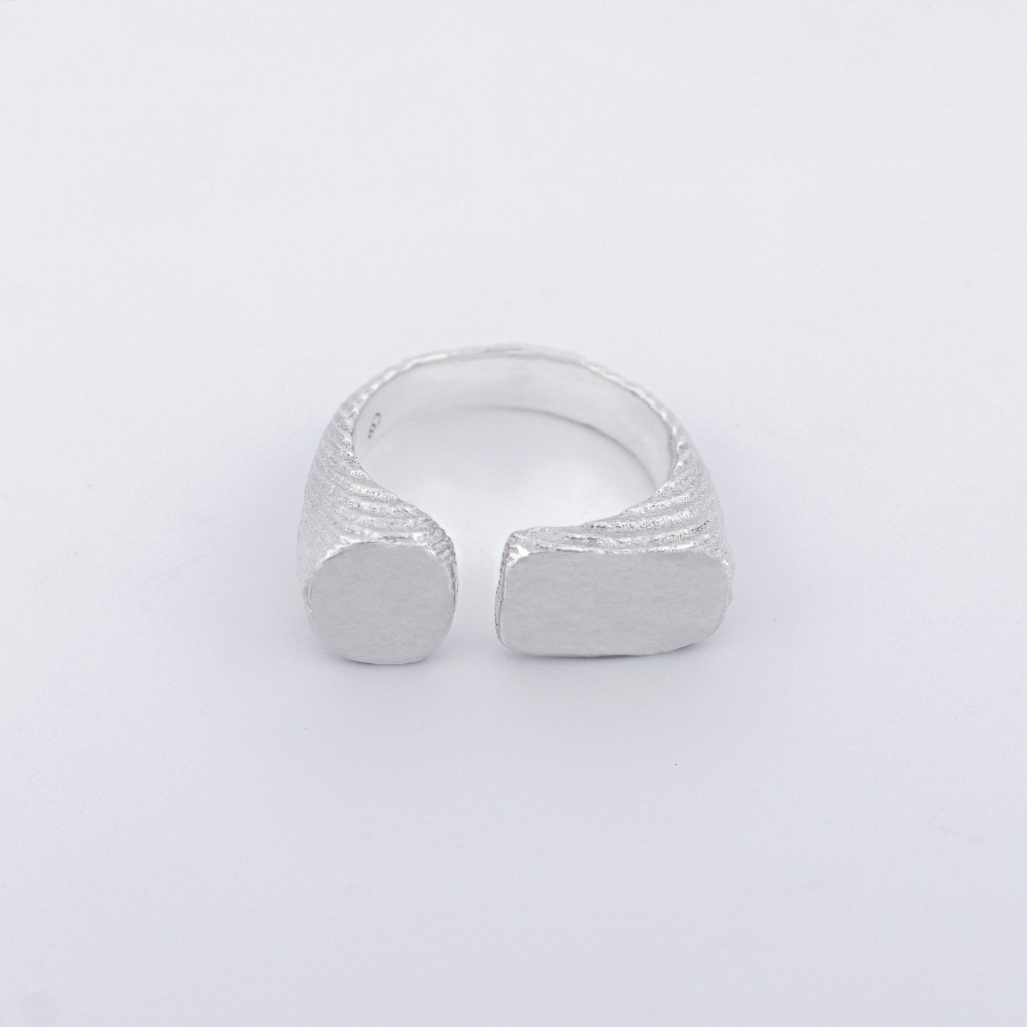 ASYMMETRICAL OPEN RING