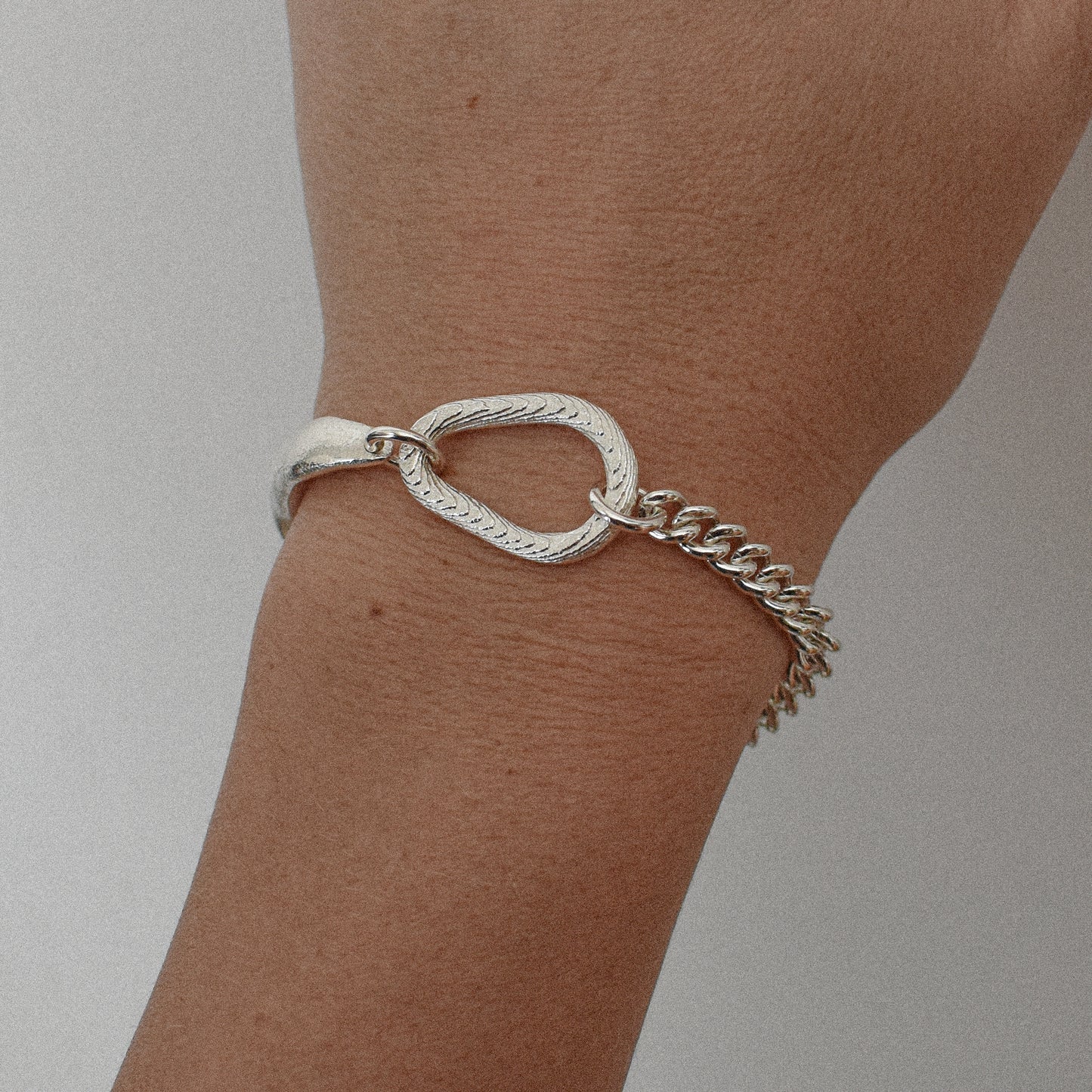 FORM & FLOW BRACELET