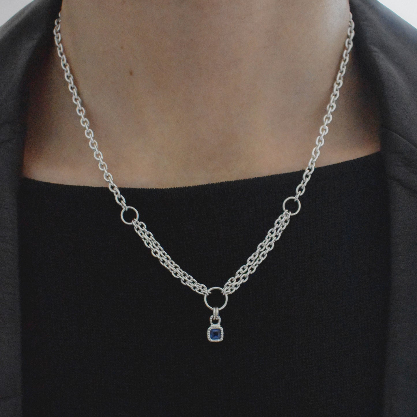 SAPPHIRE WINDOW NECKLACE