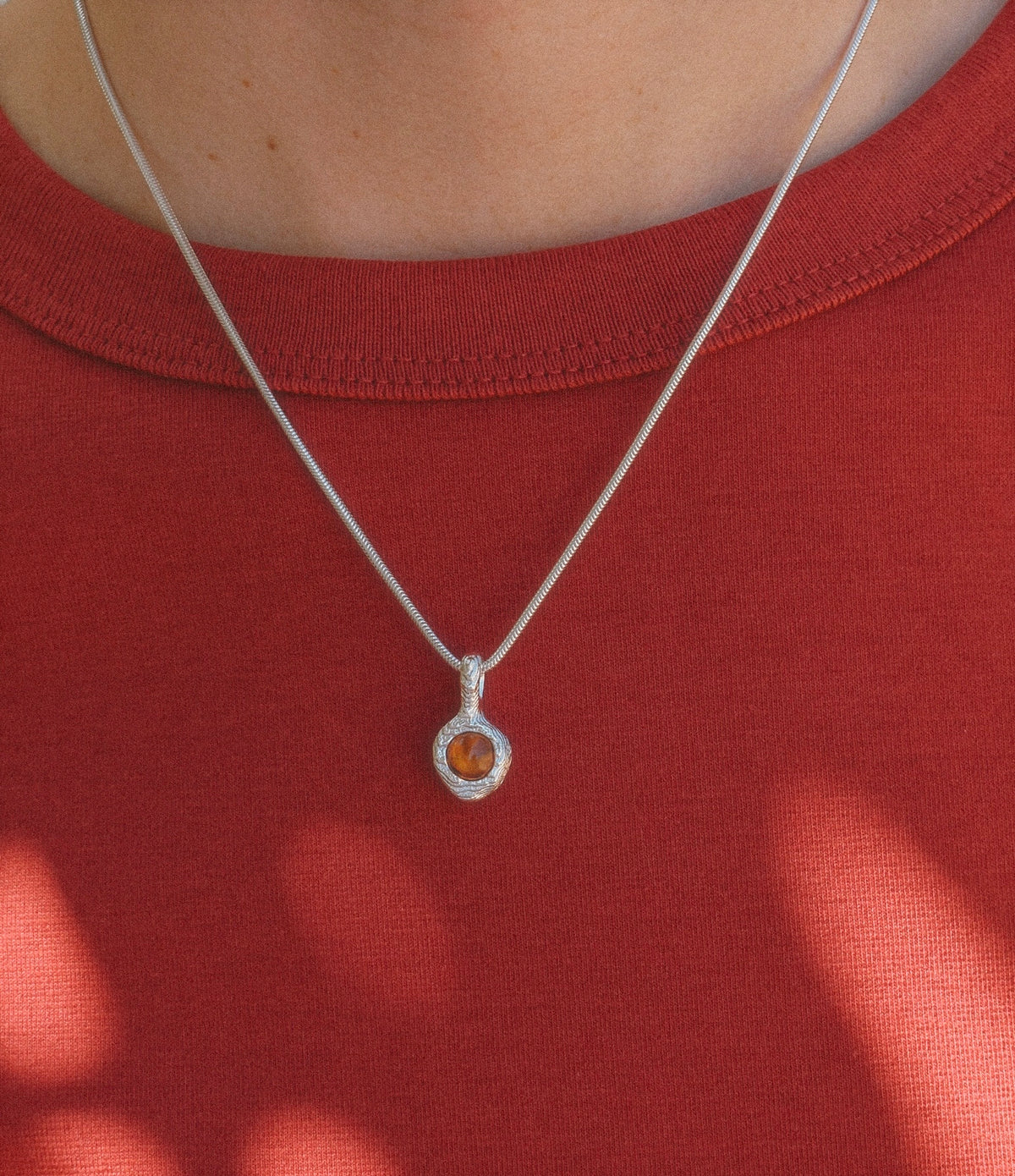 ORANGE CABOCHON NECKLACE