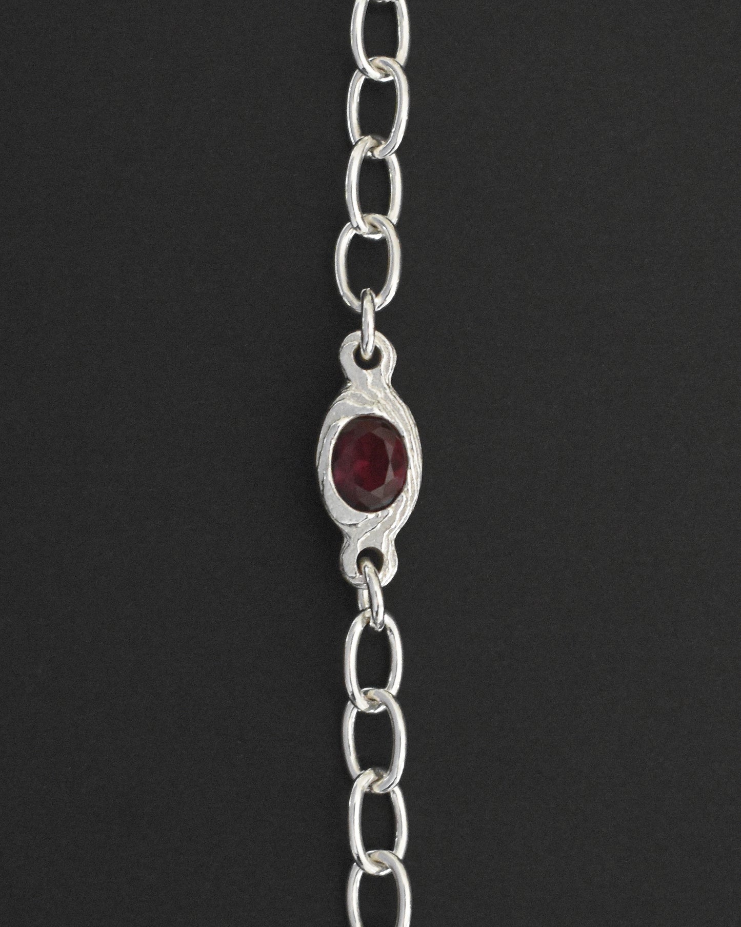 CRIMSON CORE CHOKER