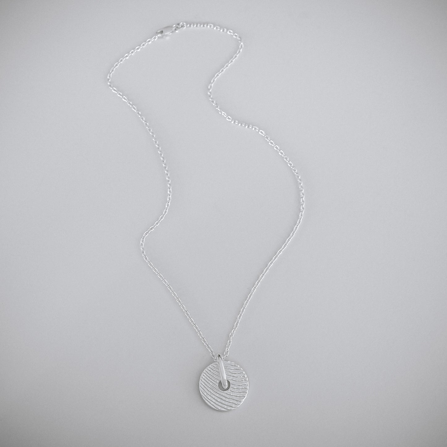 YENUZU NECKLACE