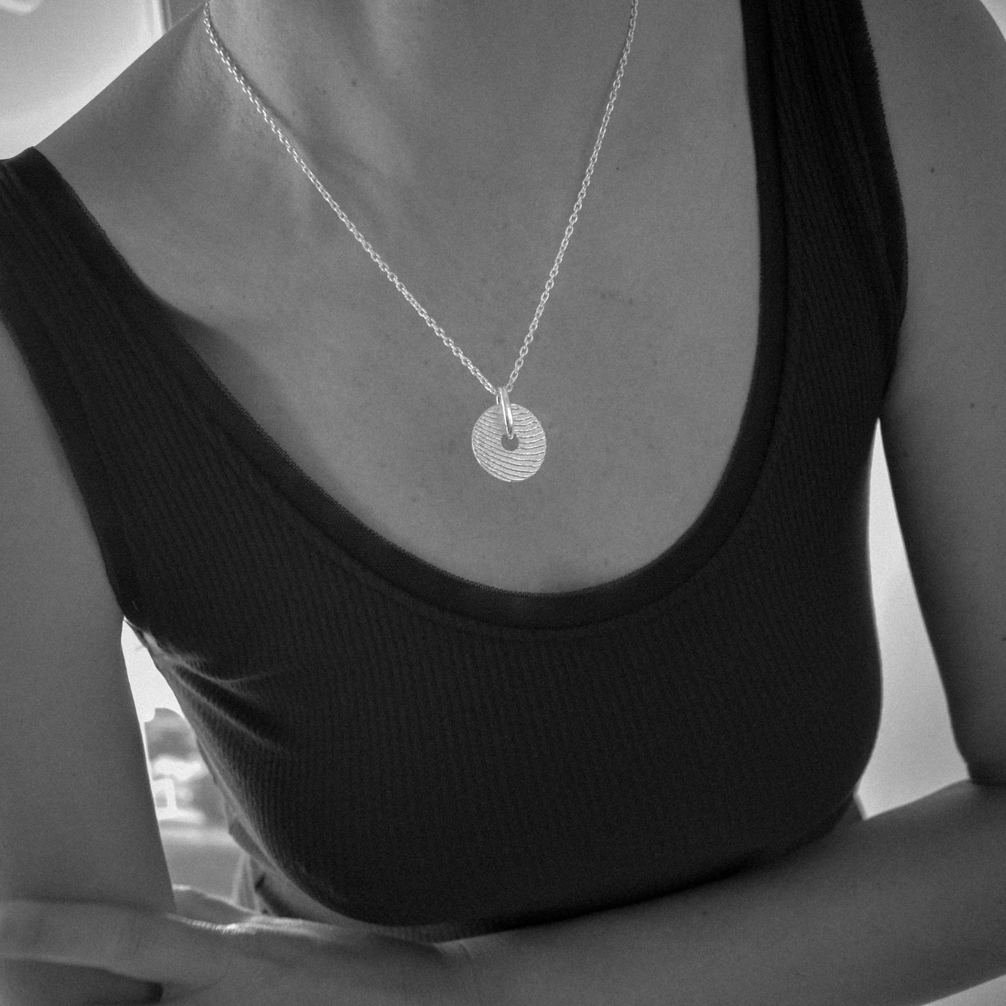 YENUZU NECKLACE