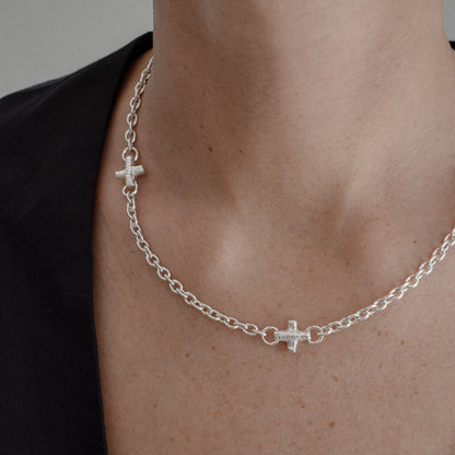 CROSSLINK NECKLACE