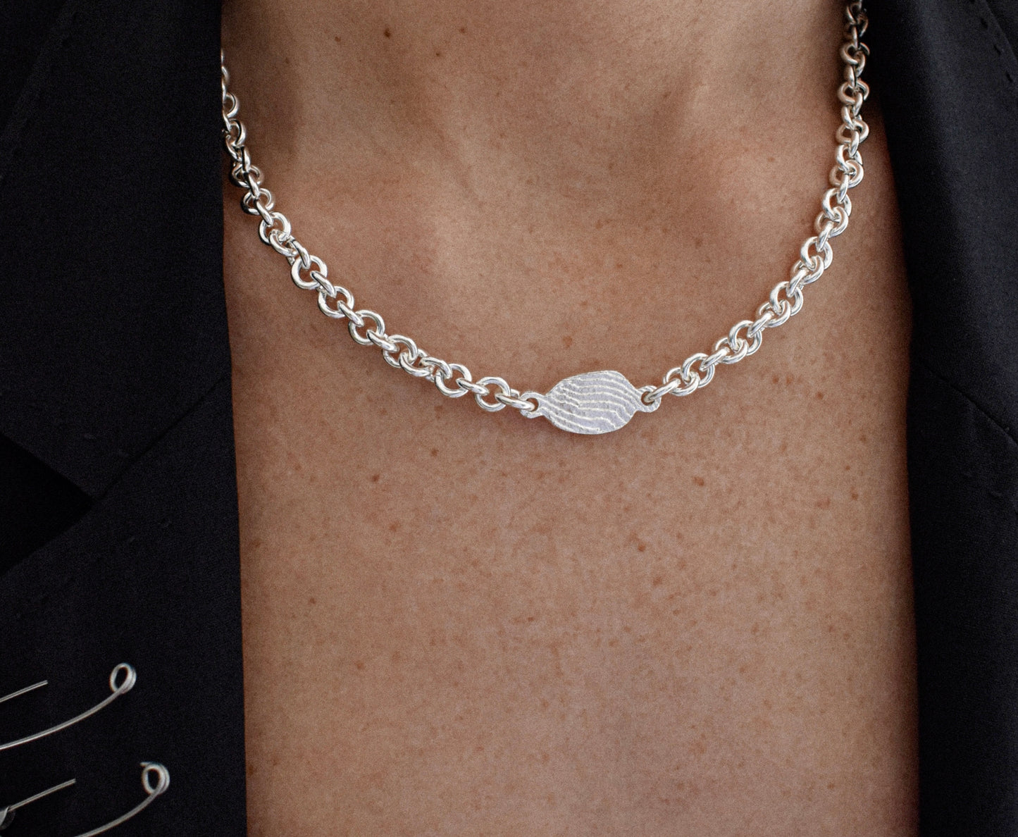 TIDAL TAB NECKLACE