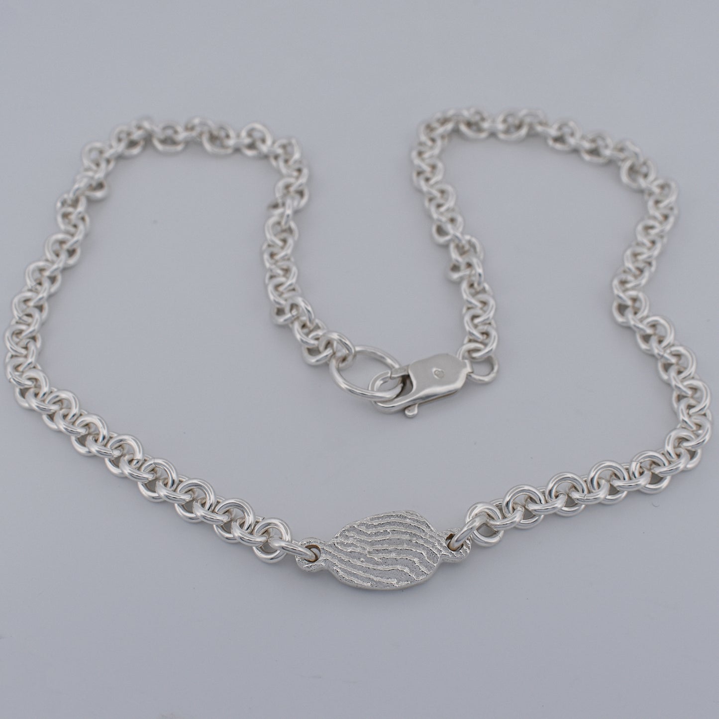 TAB CHAIN NECKLACE