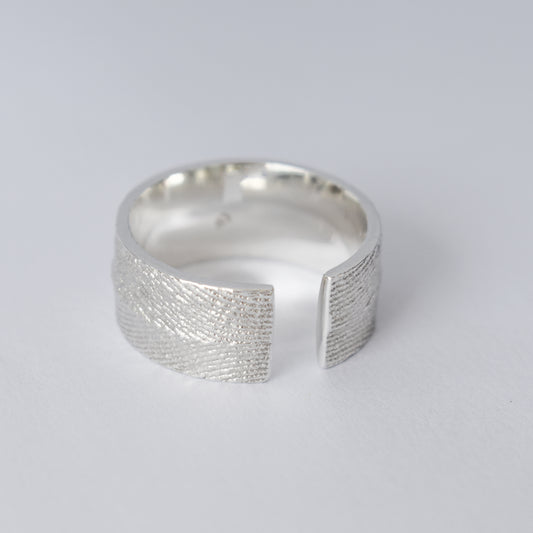 OPEN CIGAR BAND