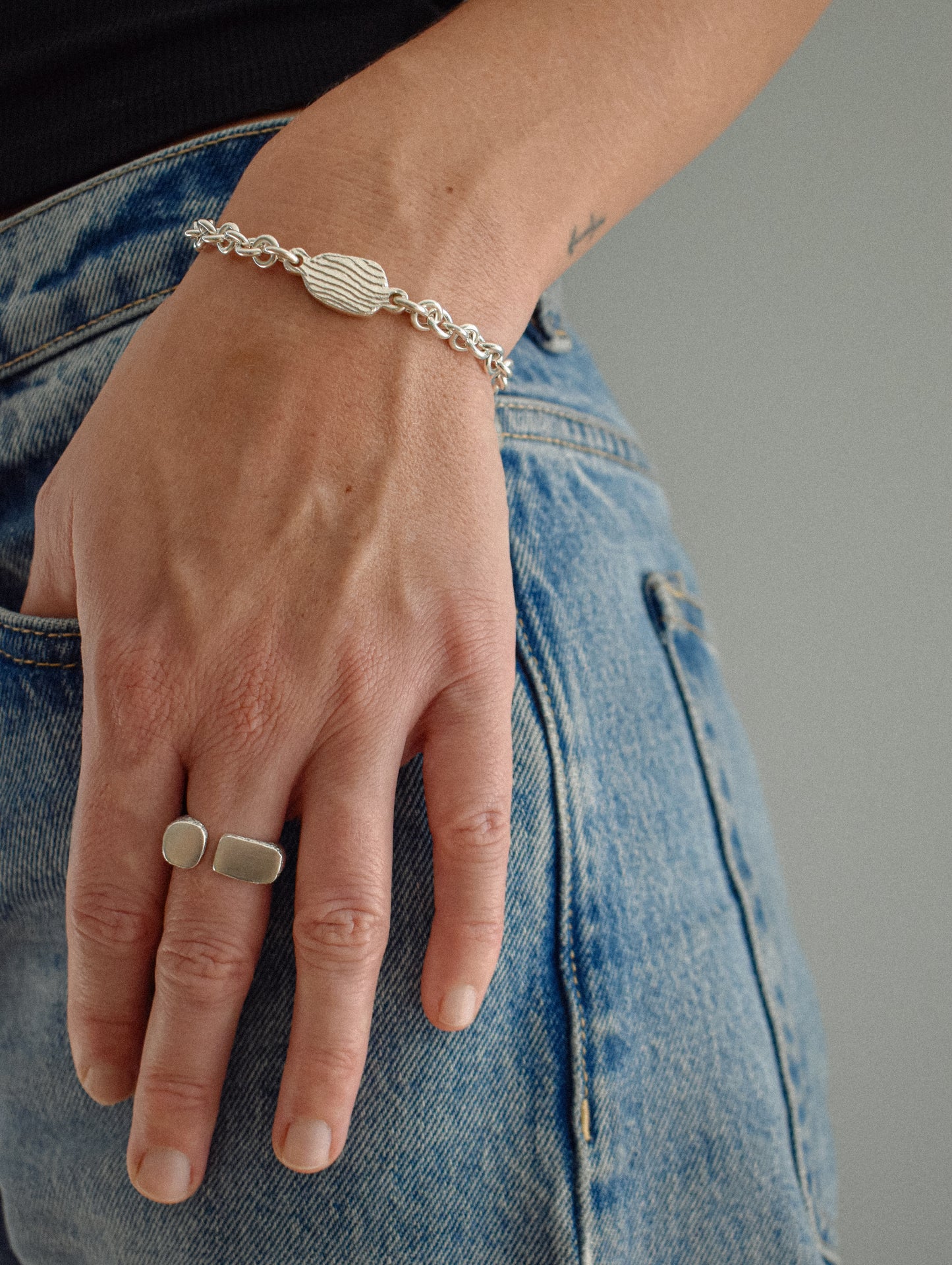 TAB LINK BRACELET