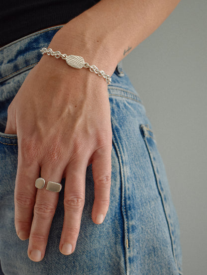 TAB LINK BRACELET