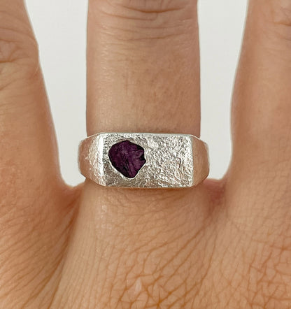 RAW RUBY SIGNET RING